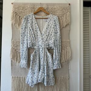 One33 Social Cutout Floral Mini Dress